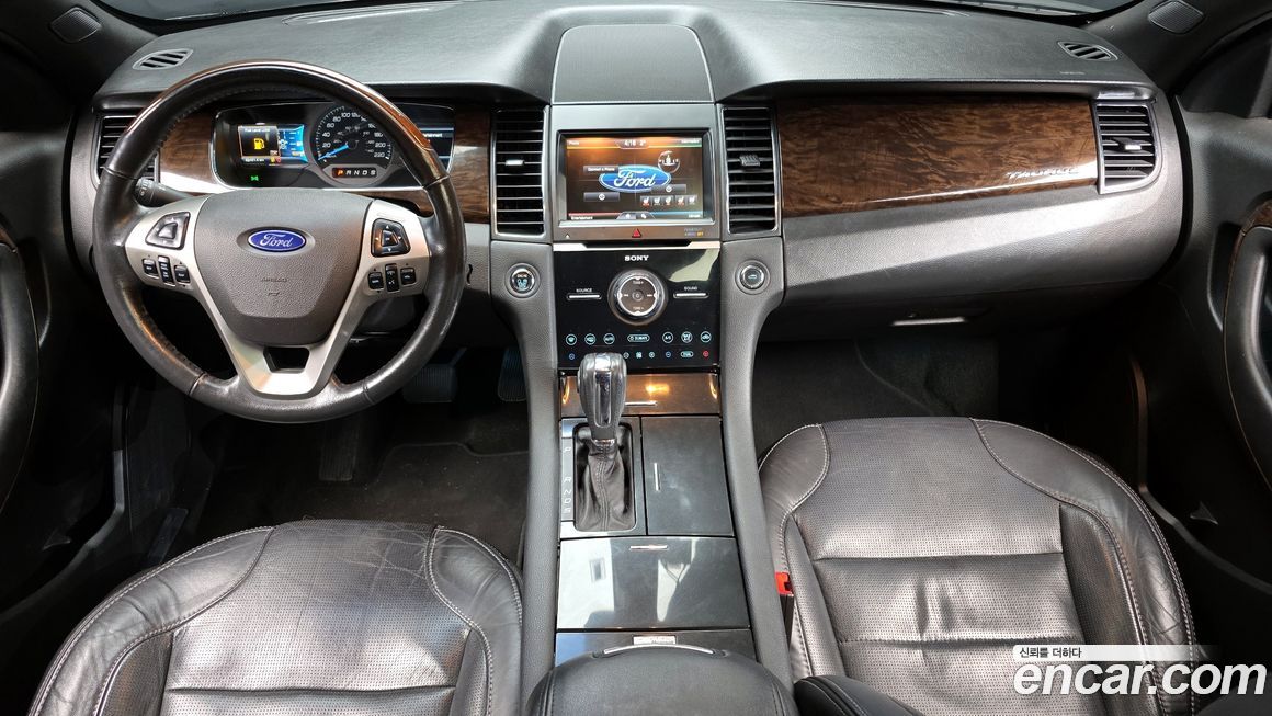 Ford Taurus 2014