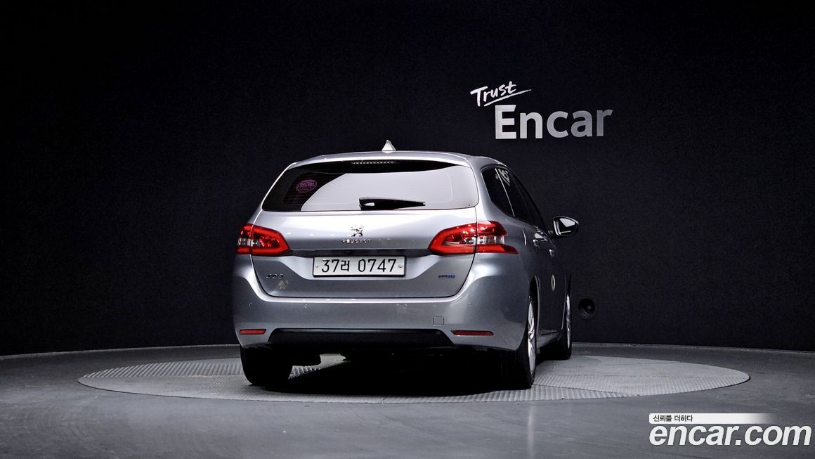 Peugeot 308 2015