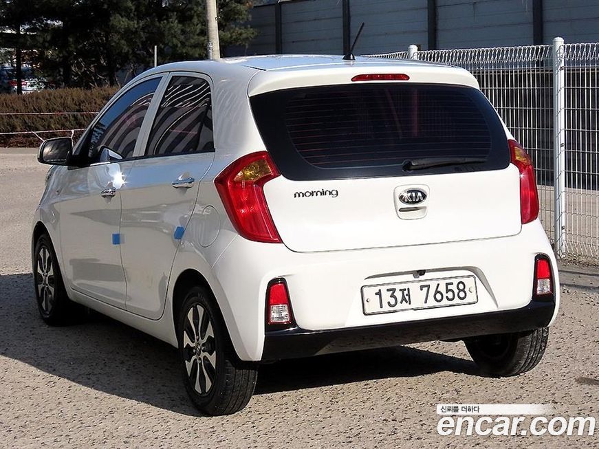 Kia morning 2016