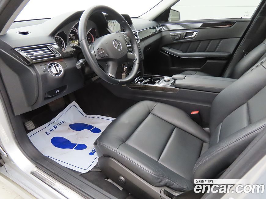 Mercedes-Benz E-Class 2012