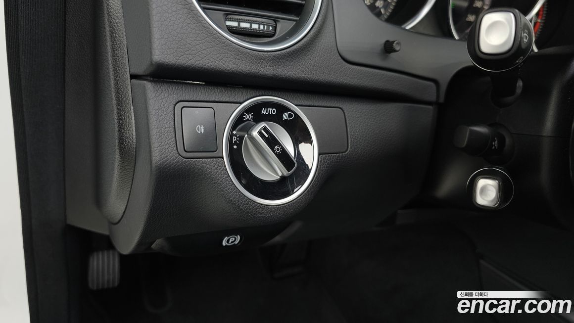 Mercedes-Benz C-Class 2013