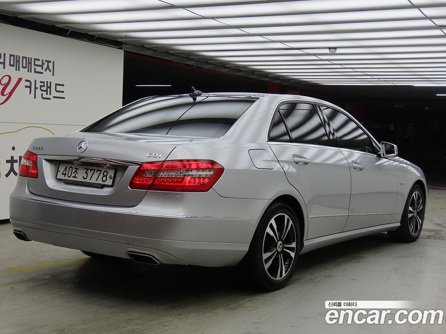 Mercedes-Benz E-Class 2012