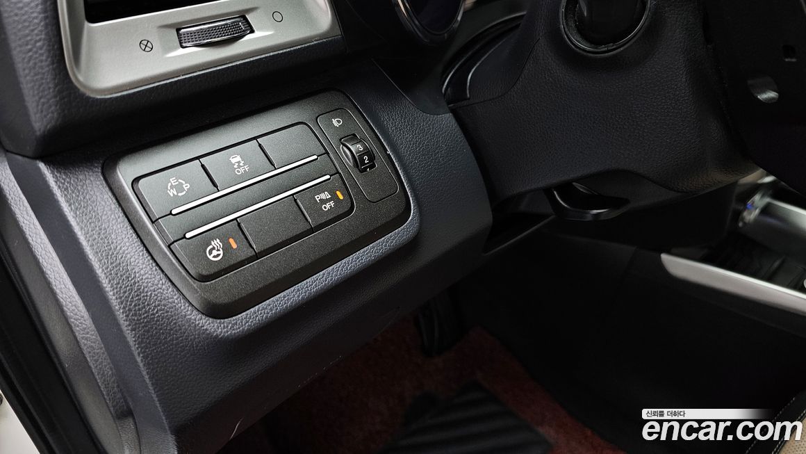 KG_Mobility_Ssangyong TIBOLI 2015