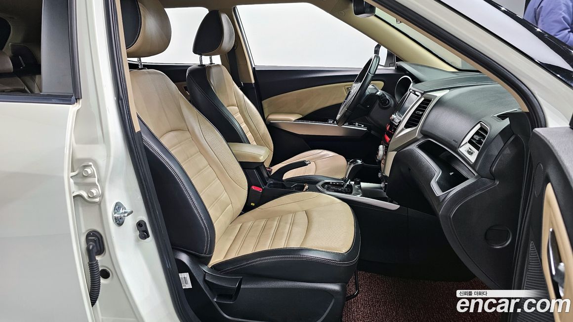 KG_Mobility_Ssangyong TIBOLI 2015