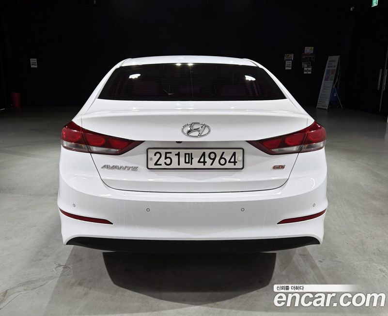 Hyundai AVANTE 2017