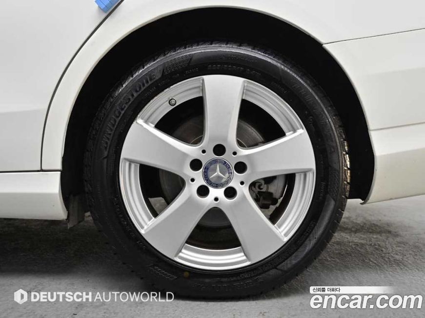 Mercedes-Benz C-Class 2016