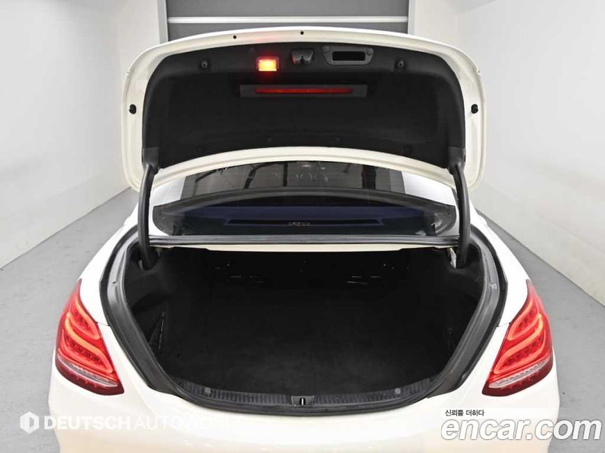 Mercedes-Benz C-Class 2016