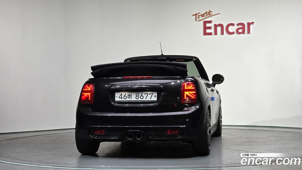 Mini Cooper Convertible 2018