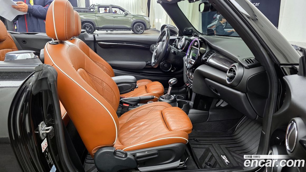 Mini Cooper Convertible 2018