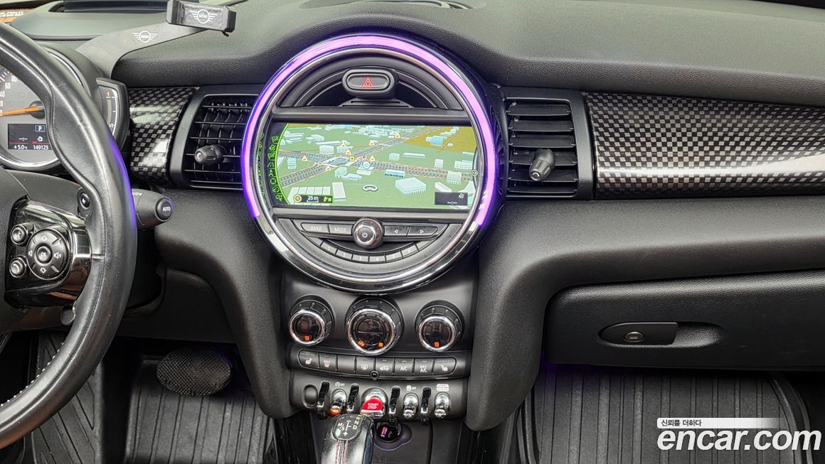 Mini Cooper Convertible 2018