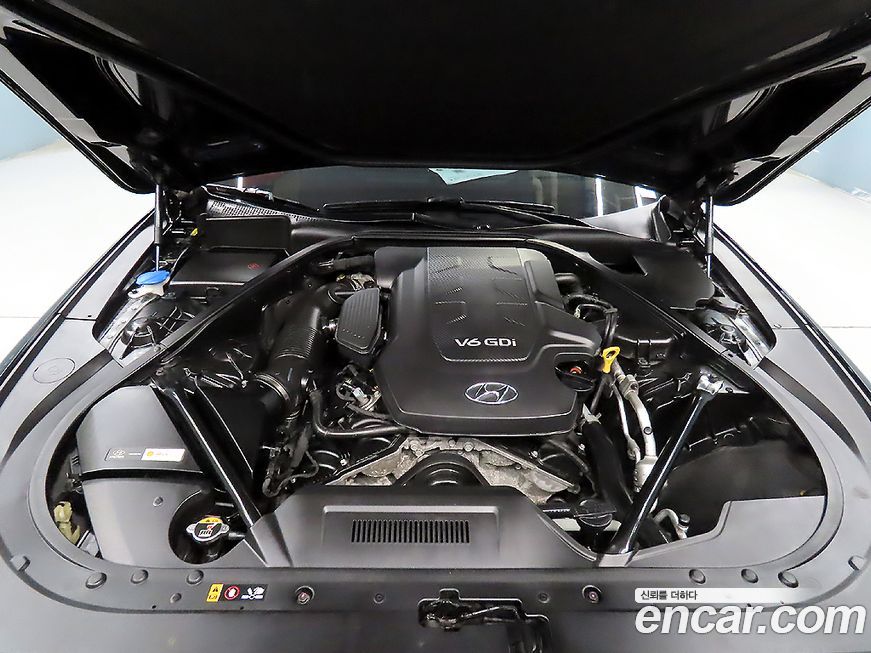 Hyundai Genesis 2016