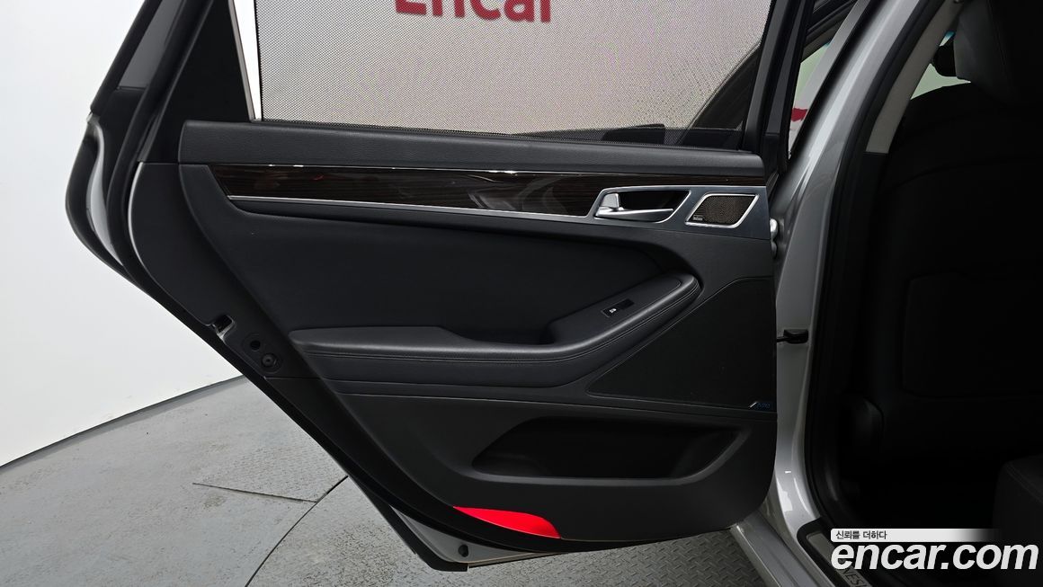 Genesis G80 2018