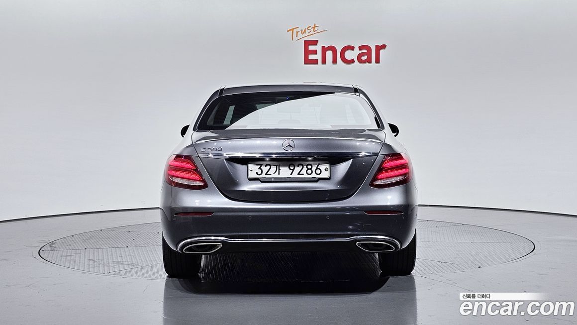 Mercedes-Benz E-Class 2017