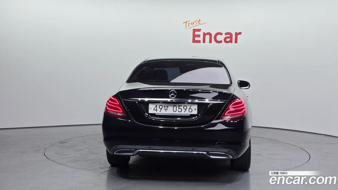 Mercedes-Benz C-Class 2016