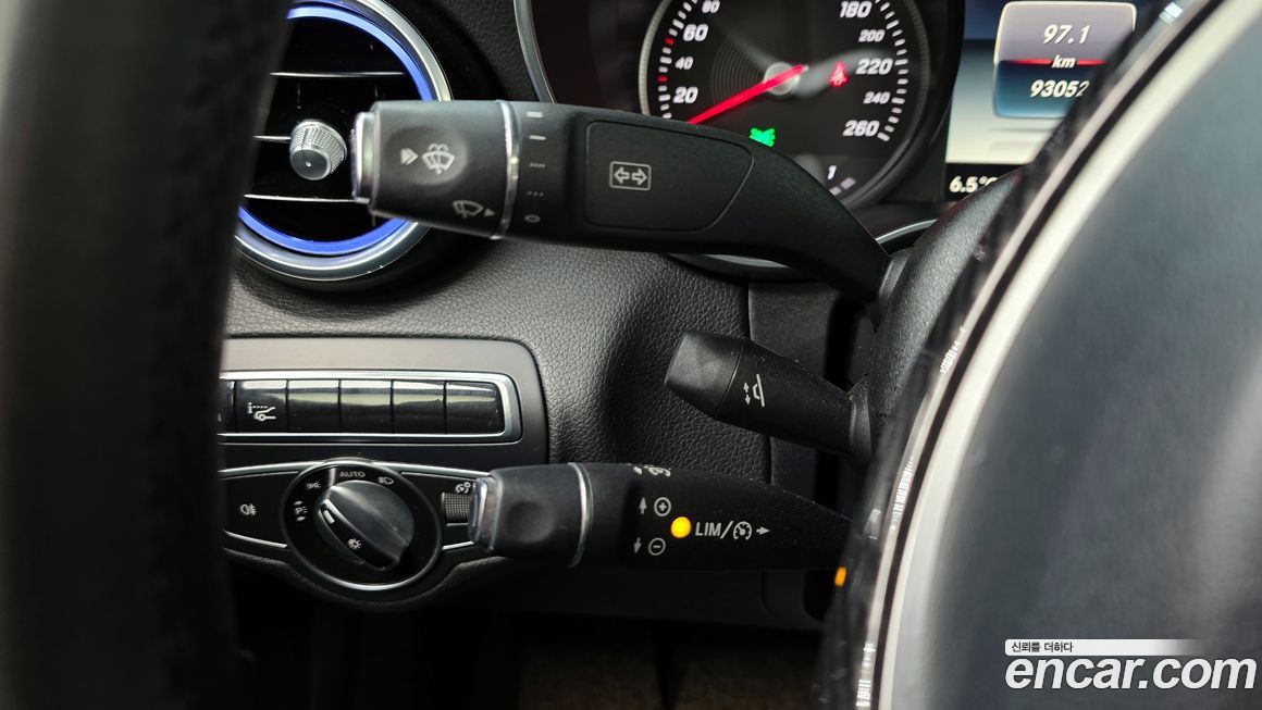 Mercedes-Benz C-Class 2016