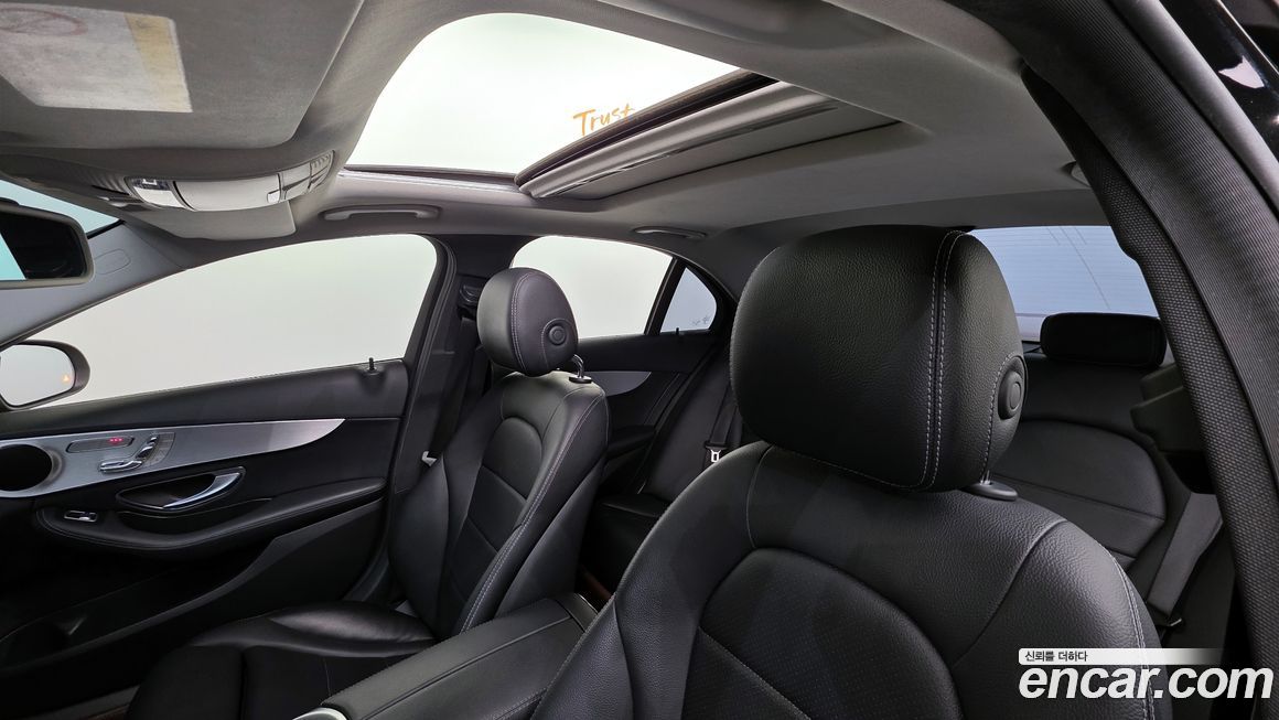 Mercedes-Benz C-Class 2016