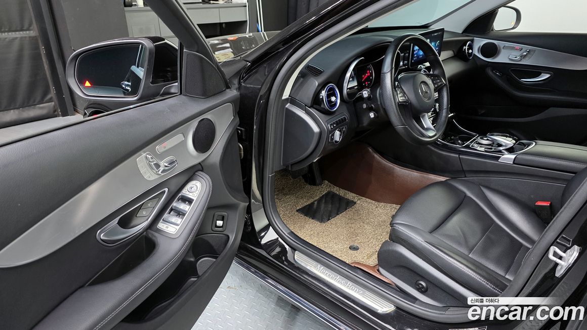 Mercedes-Benz C-Class 2016