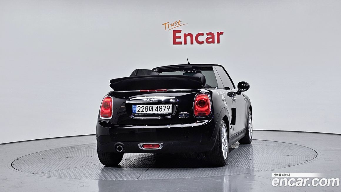 Mini Cooper Convertible 2018