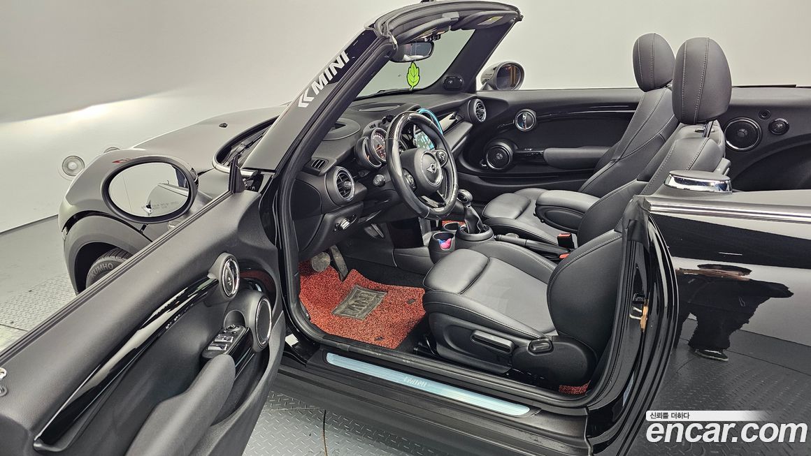 Mini Cooper Convertible 2018