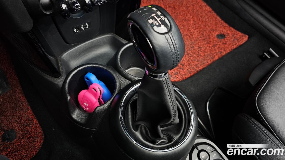 Mini Cooper Convertible 2018