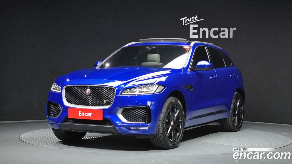 Jaguar F-PACE 2017