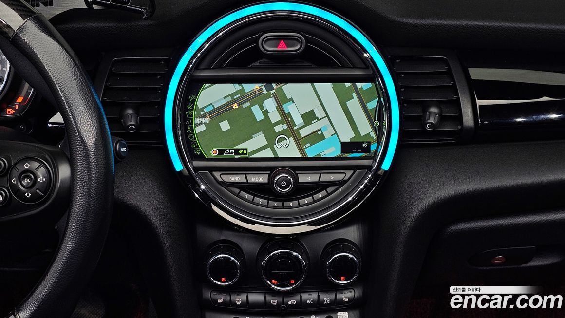 Mini Cooper Convertible 2018