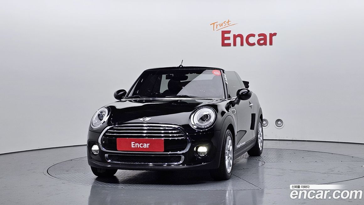 Mini Cooper Convertible 2018