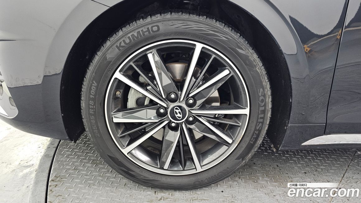 Hyundai Grandeur 2020