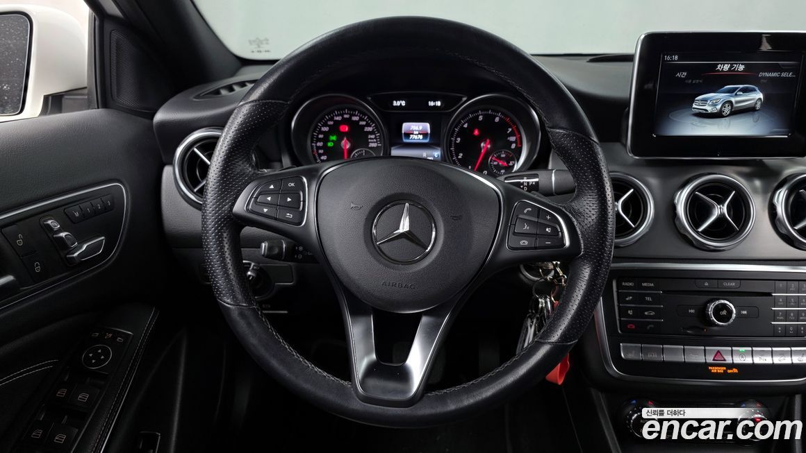 Mercedes-Benz GLA-Class 2019