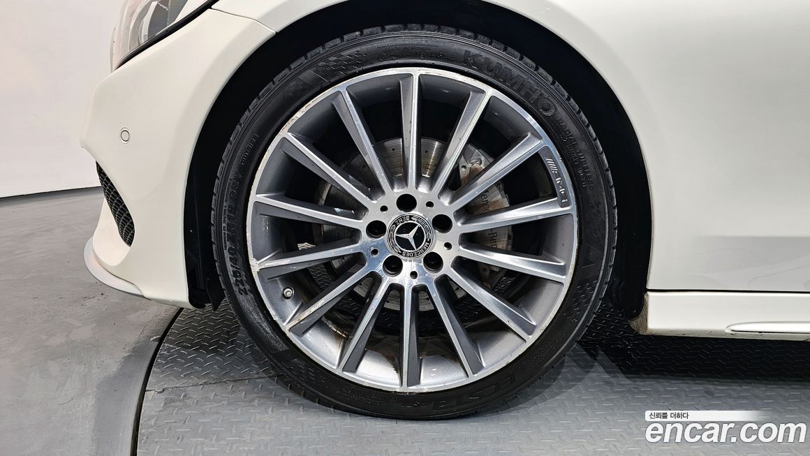 Mercedes-Benz C-Class 2017
