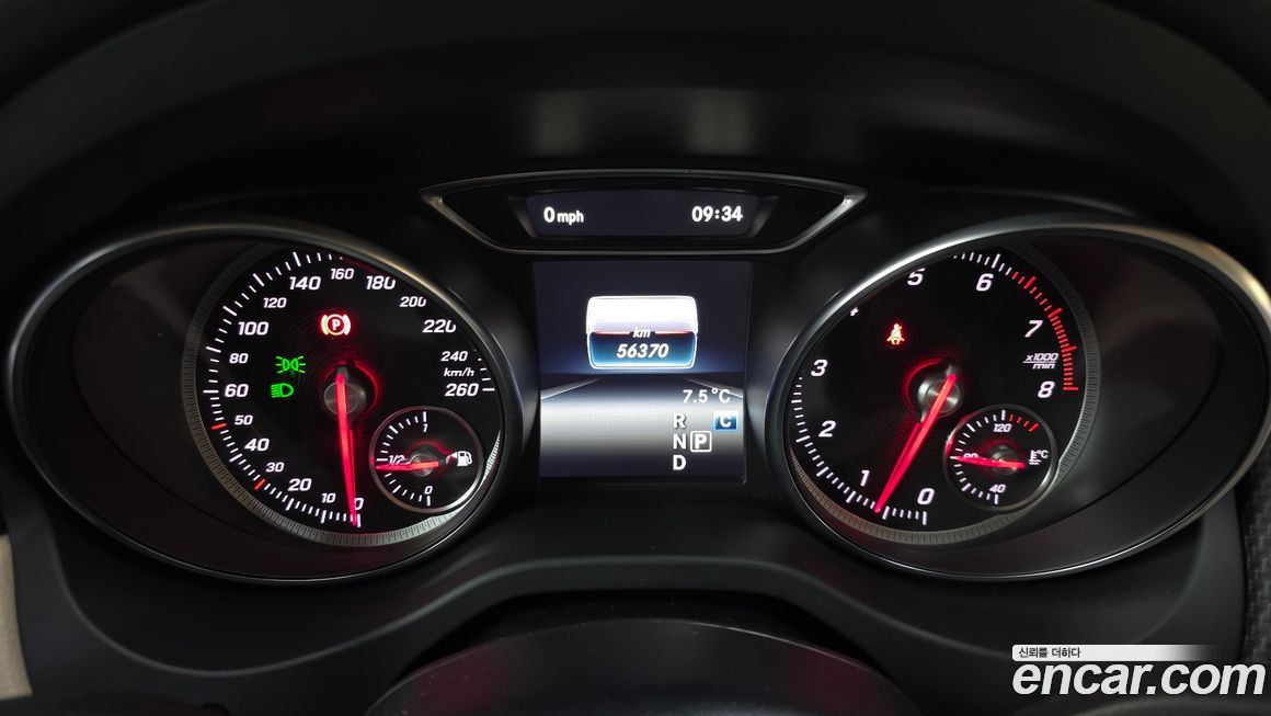 Mercedes-Benz GLA-Class 2019