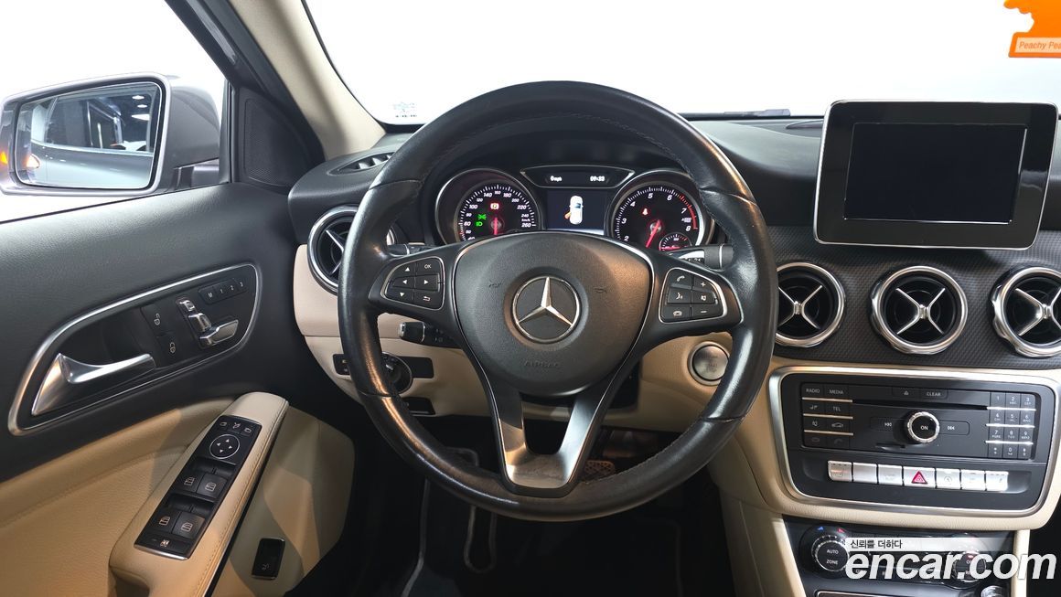 Mercedes-Benz GLA-Class 2019