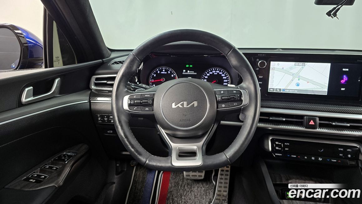 Kia K5 2023