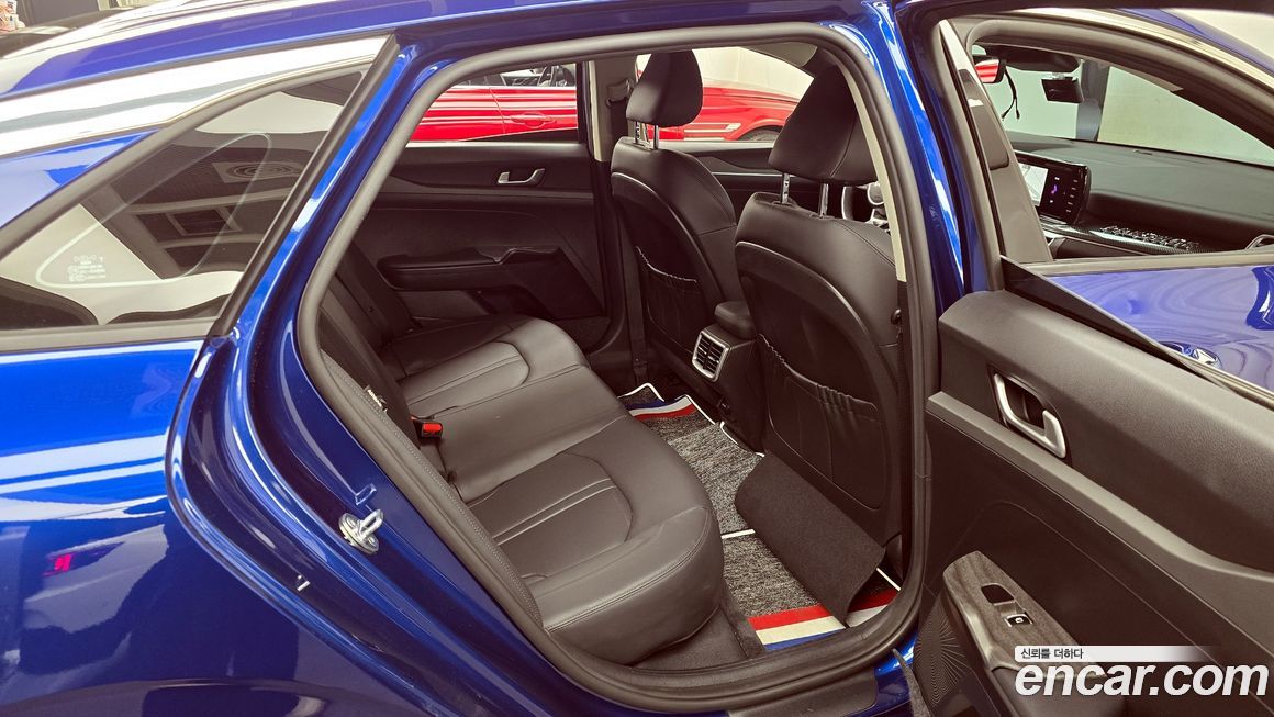 Kia K5 2023