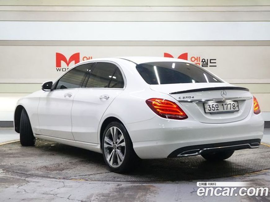 Mercedes-Benz C-Class 2018