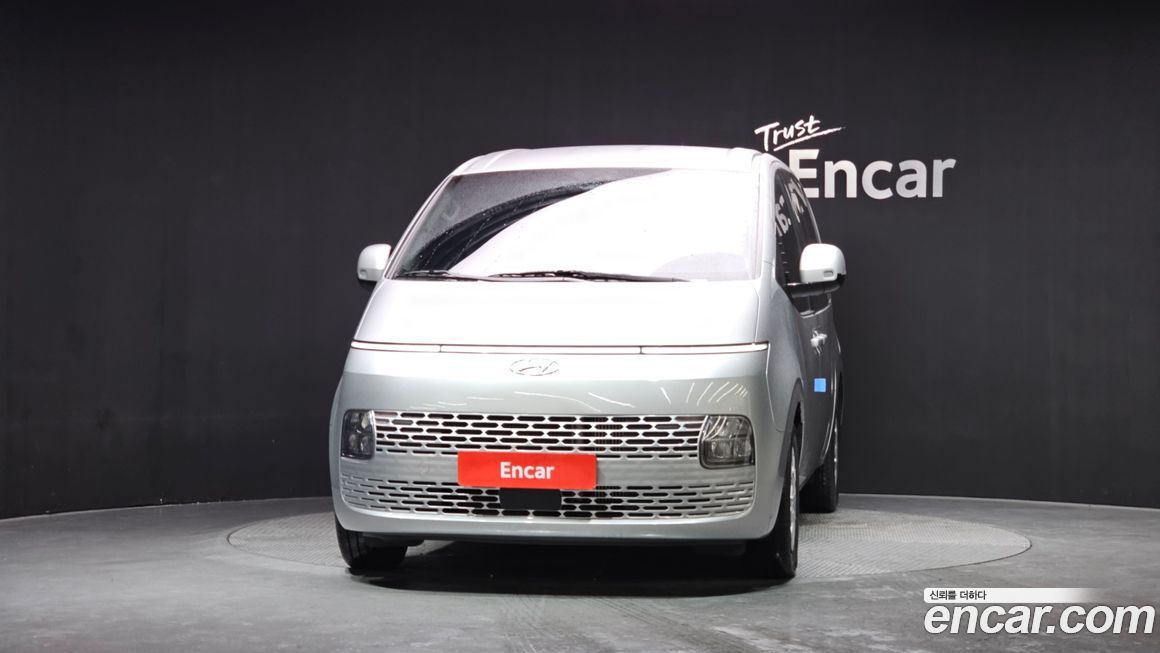 Hyundai Staria 2023
