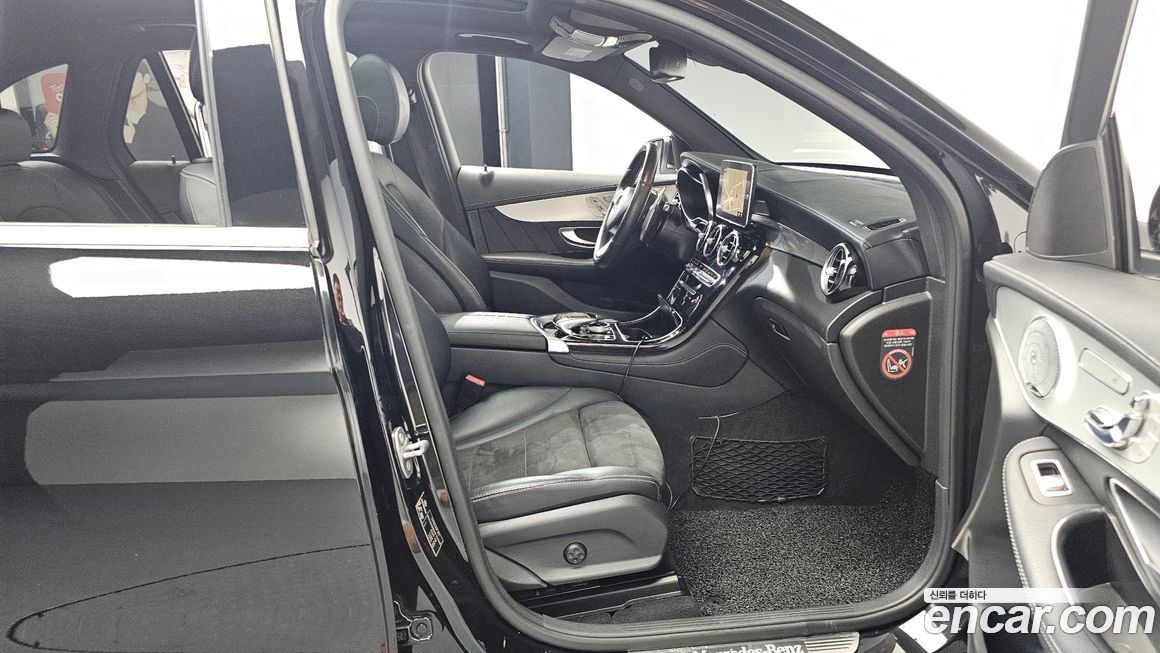 Mercedes-Benz GLC-Class 2017