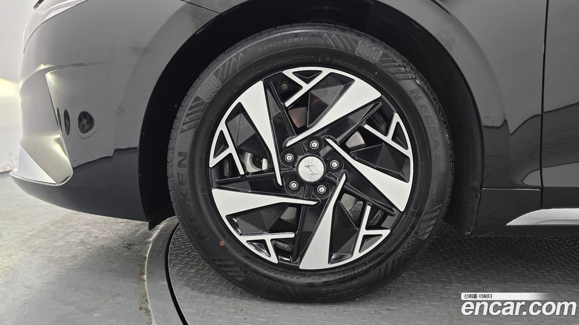 Hyundai Grandeur 2021