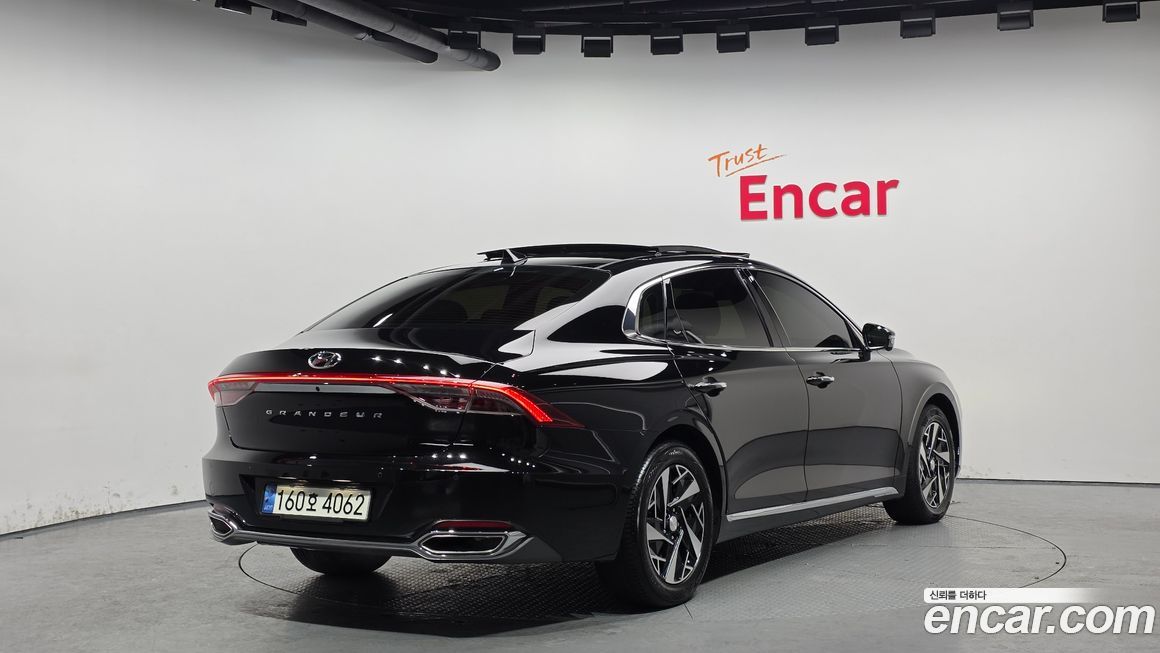 Hyundai Grandeur 2021