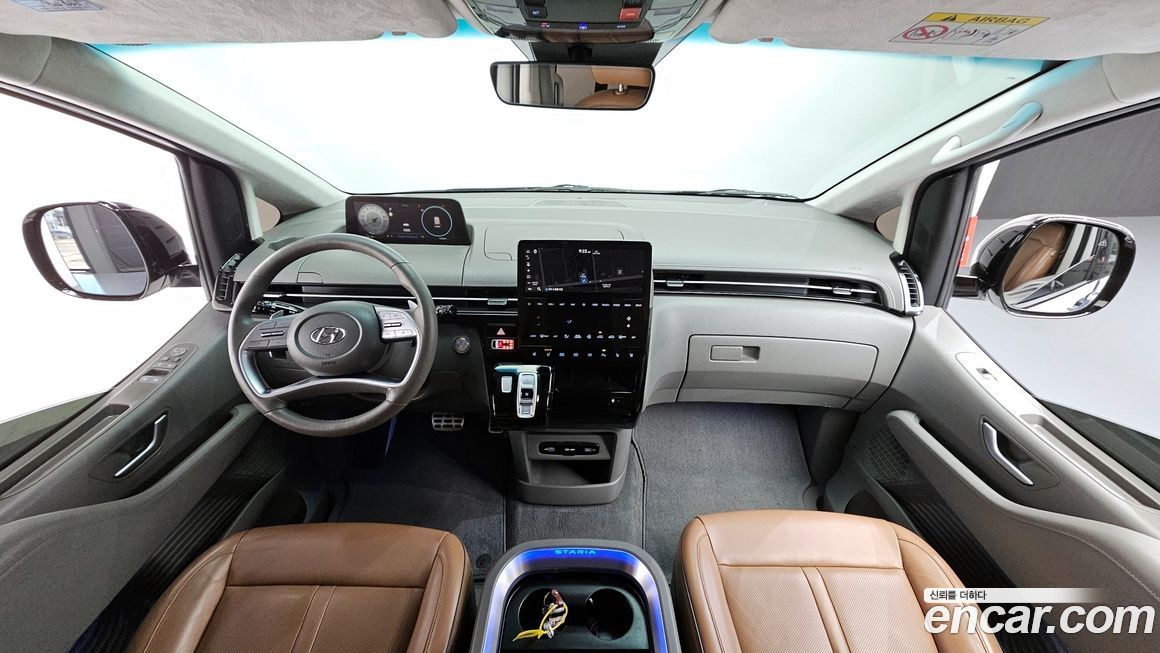Hyundai Staria 2023