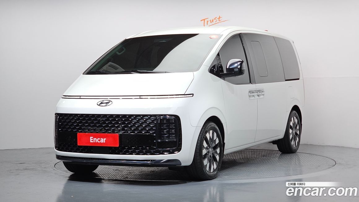 Hyundai Staria 2023