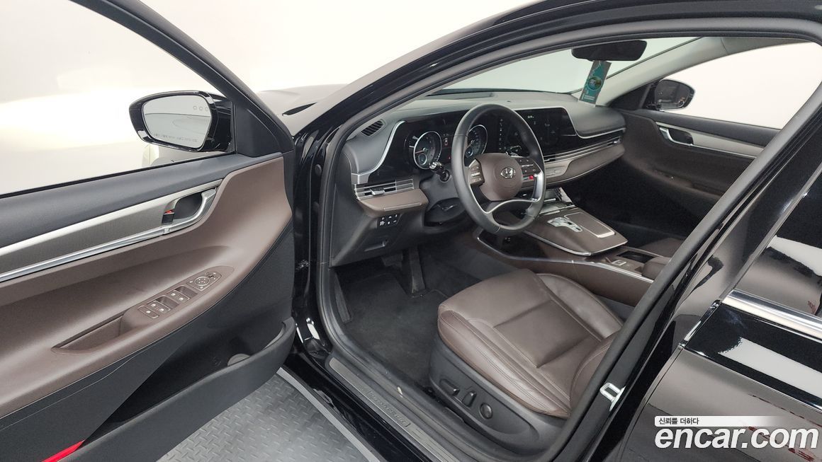 Hyundai Grandeur 2021