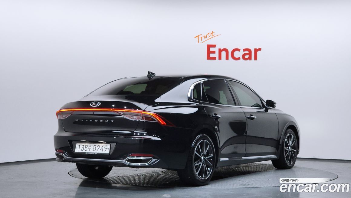 Hyundai Grandeur 2021