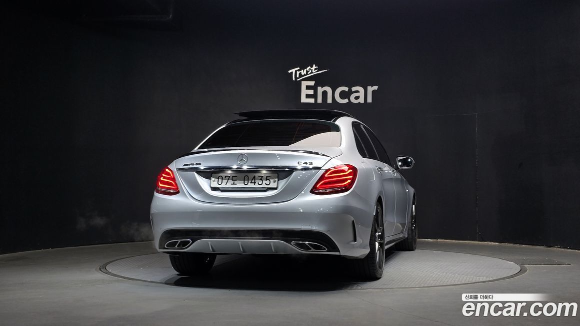 Mercedes-Benz C-Class 2016