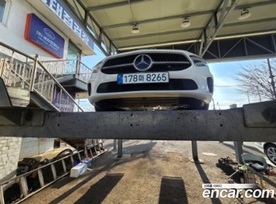 Mercedes-Benz A-Class 2021