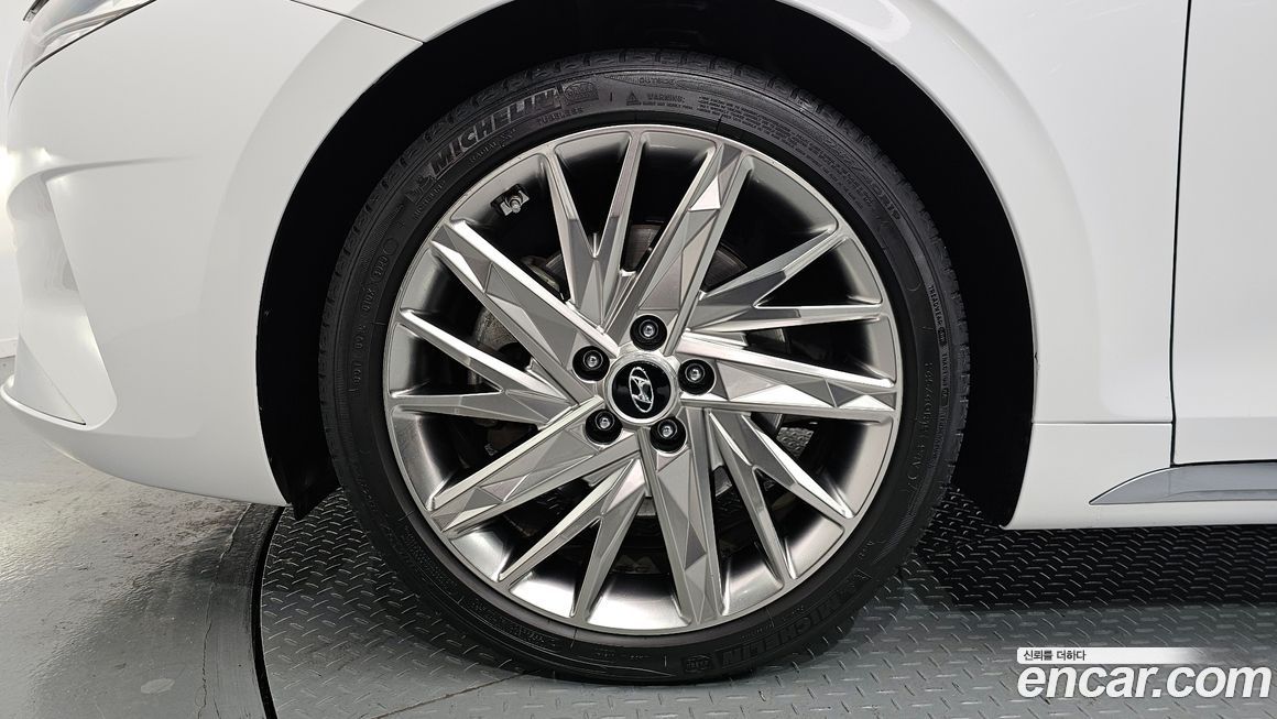 Hyundai Grandeur 2021