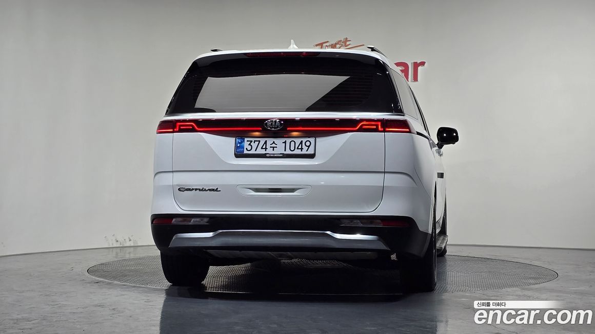 Kia Canival 2021
