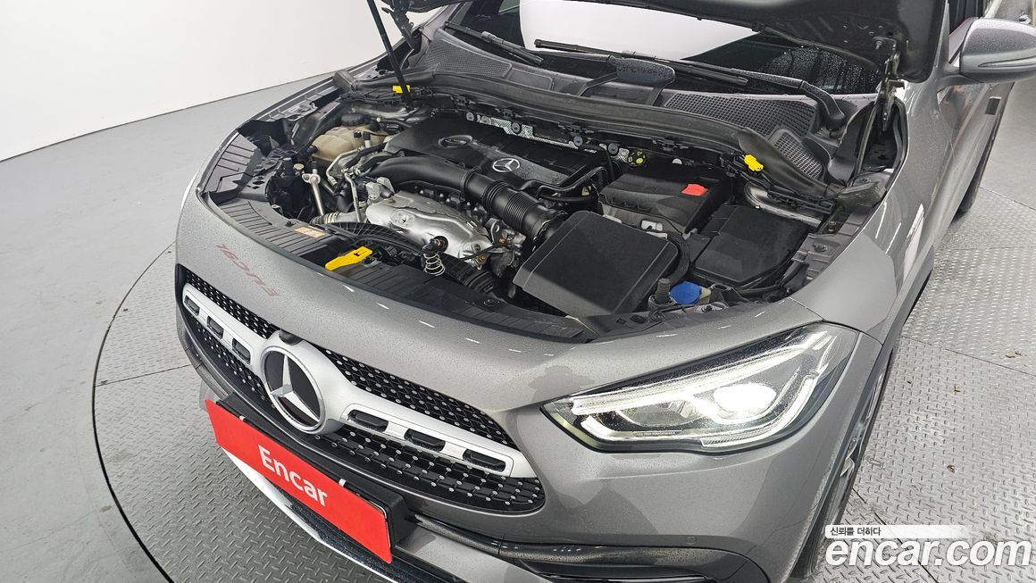 Mercedes-Benz GLA-Class 2020