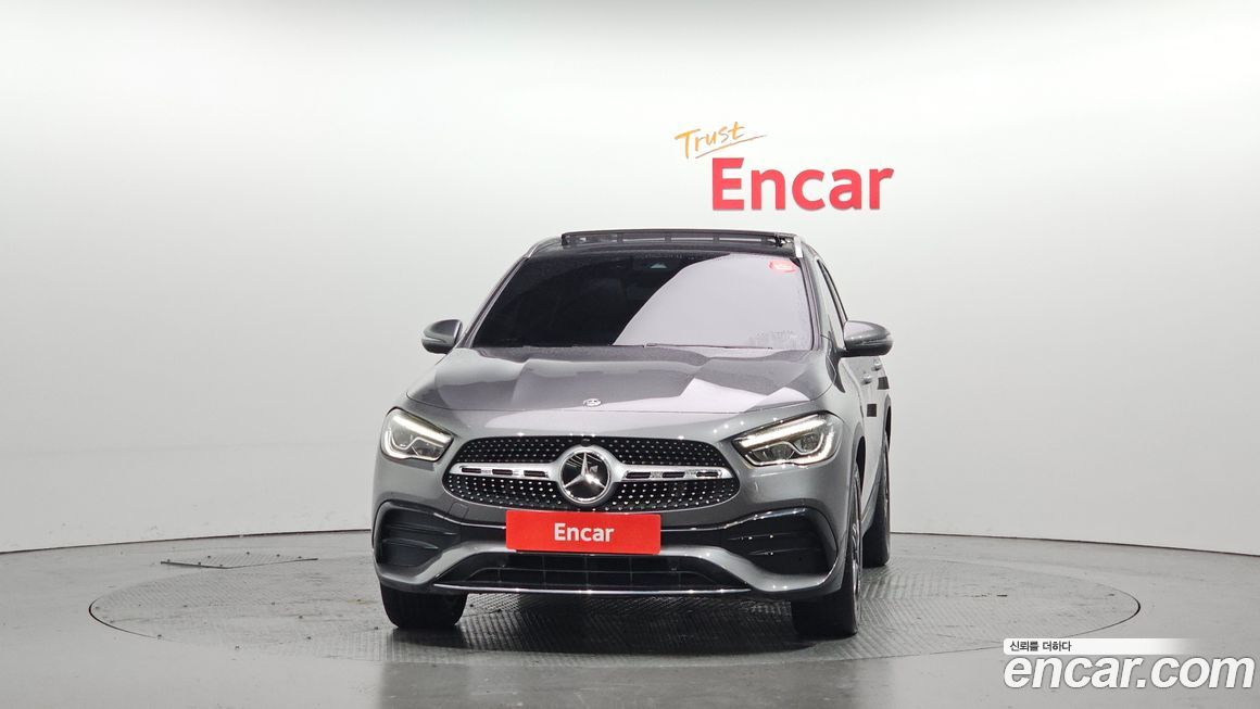 Mercedes-Benz GLA-Class 2020