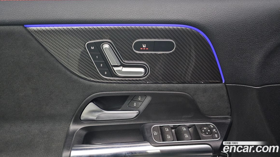 Mercedes-Benz GLA-Class 2020